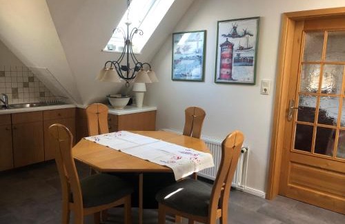 Marienhafe Apartment | Wohlfühlen in gepflegter 70 qm Oberwohnung