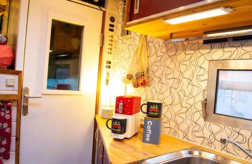 Glarus Apartment | Wohnen im Truck auf Rädern