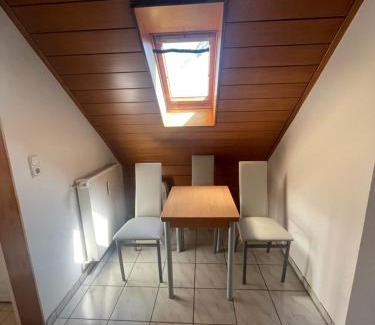 Kelkheim Apartment | Wohnung im ruhigen Taunus für Monteure und zur Kurzzeitmiete