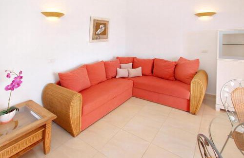 Chio Apartment | Wohnung Paloma Mit Terrasse Und Gemeinschaftspool