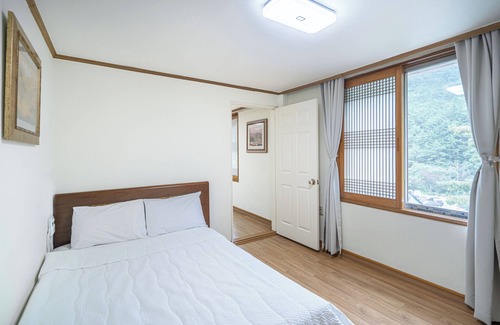 Donghae House | Wolsan atman