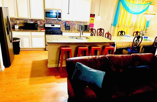 Stockbridge House | 🗺️wonder-full Getaway Entire house Awesome Location🛫South Atlanta GA✅