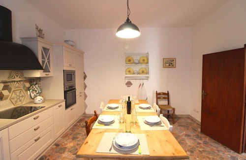 Le Piazze Villa | Wonderful private villa with WIFI, private pool, A/C, TV, balcony and pets allowed, close to Cor.