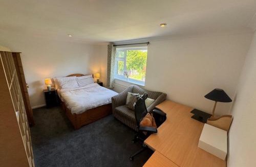 Cambridge House | Wonderful 3 Bed House with Garden nr City Centre