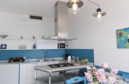 Marina del Cantone Apartment | Wonderful apartment on the sea