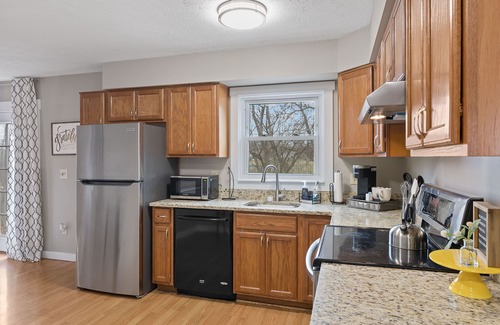 Mason House | Wonderful, Cozy Home in Mason