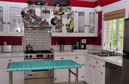 Flagstaff House | Wonderful Downtown Location -- Historic Bungalow -- Close to NAU