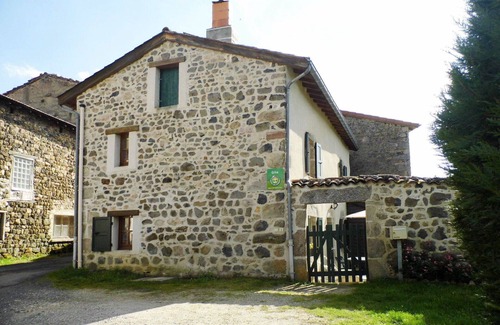 Saint-Julien-d'Ance House | Wonderful private villa for 6 guests with WIFI, TV, terrace and pets allowed