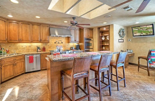 Palm Desert House | Wonderful Palm Desert Location next to El Paseo Shopping and Dining District