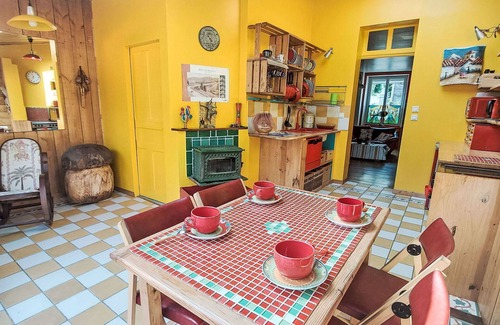 Plerin House | Wonderful private villa for 4 guests with WIFI, TV and patio