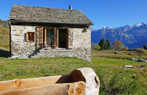 Acquarossa House | Wonderful private villa for 4 guests with WIFI, TV, terrace and pets allowed