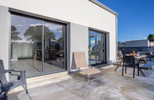 Bolleville House | Wonderful private villa for 10 people with WIFI, TV, terrace and pets allowed