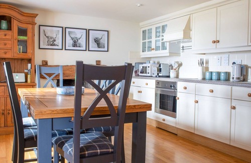 Breakish House | Wonderful private villa for 6 people with WIFI and TV