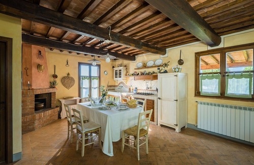 Montaione Villa | Wonderful private villa with WIFI, private pool, A/C, hot tub, TV, balcony, close to San Gimignano
