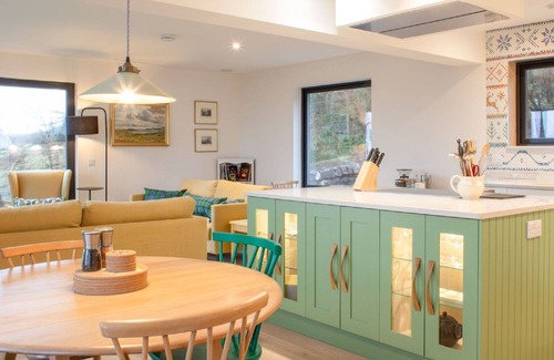Colbost House | Wonderful private villa for 6 people with WIFI, TV, patio and panoramic view