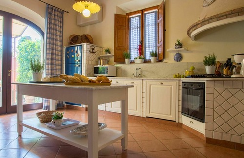 Fabbrica Villa | Wonderful private villa with A/C, private pool, WIFI, TV, terrace, pets allowed and panoramic view