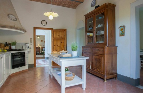 Fabbrica Villa | Wonderful private villa with A/C, private pool, WIFI, TV, terrace, pets allowed and panoramic view