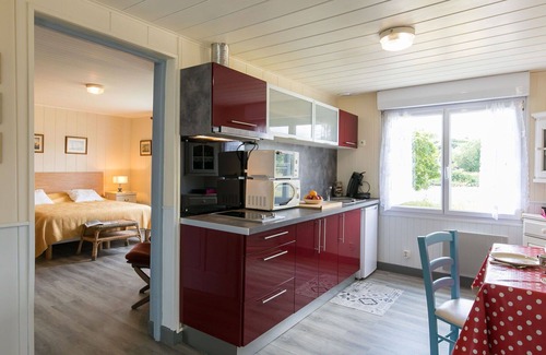 Plouenan House | Wonderful private villa for 2 people with TV, patio and parking
