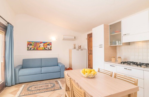 Badesi House | Wonderful private villa for 4 guests with pool, A/C, TV, terrace and pets allowed