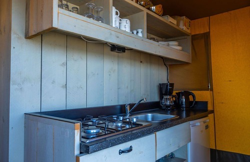 Biddinghuizen House | Wonderful private villa for 4 people with pool, WIFI, TV, terrace and parking