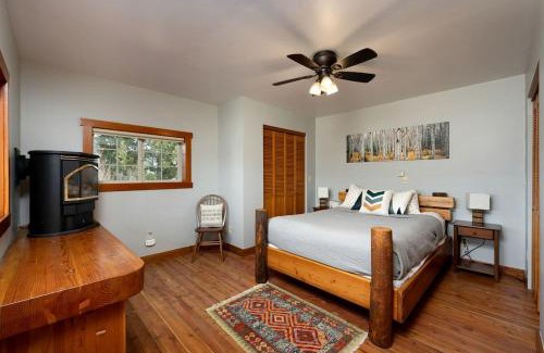 Livingston House | Wonderful River Cottage with Great Hiking Trails in Montana