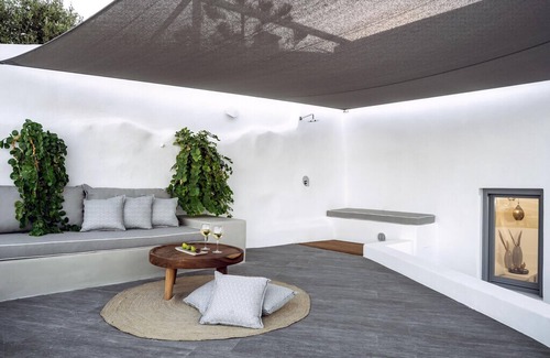Exo Gonia Villa | Wonderful Santorini Villa | 1 Bedroom | Villa Gonia | Astonishing Views &.