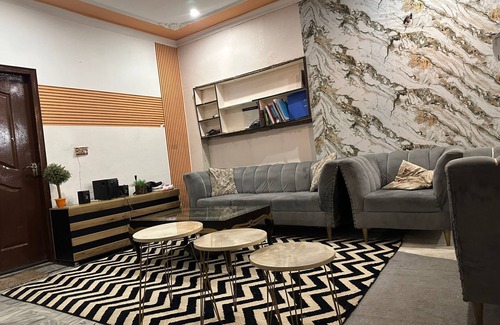 Lahore House | Wonderful townhome with WiFi in Lahore. Enjoy Holidays as its your own house.