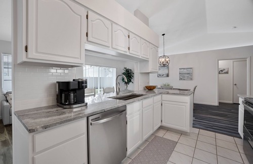 South Sarasota House | Wonderful Vacation Home Near Siesta Key Beach