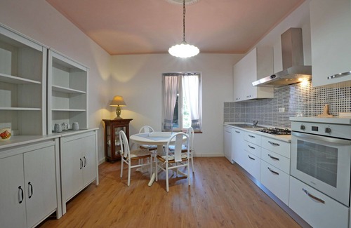 Aulla Villa | Wonderful villa for 4 guests with A/C, WIFI, TV, terrace and pets allowed, close to La Spezia