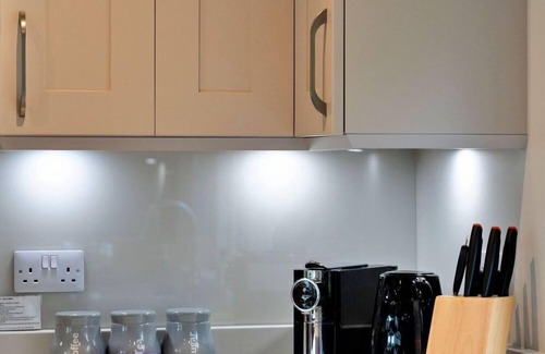 Dorsington House | Wonderful villa for 8 people with WIFI, TV and pets allowed