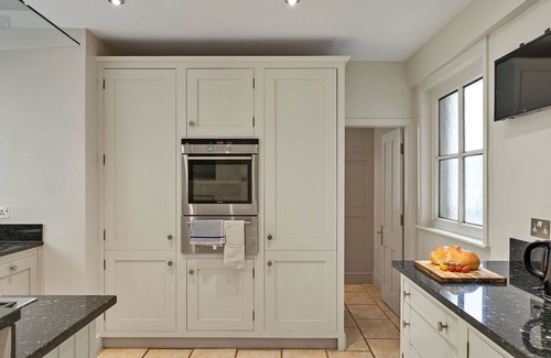 Sidmouth House | Wonderful villa for 8 people with WIFI and terrace