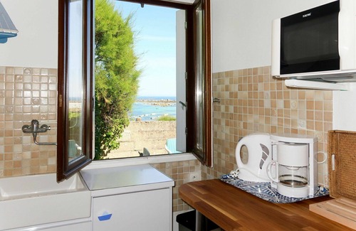 Cleder House | Wonderful villa for 2 people with TV and patio