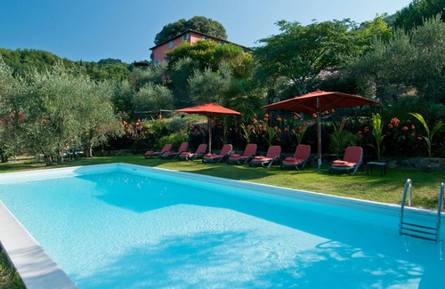 Lucca Villa | Wonderful villa with private pool, WIFI, A/C, TV, terrace and panoramic view, close to Lucca