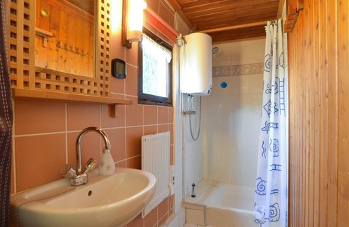 Schumachersiedlung House | Wonderful waterfront property directly on the Havel River with its own jetty and boat.