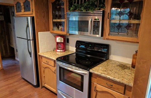 West Livingston House | Wonderful Waterfront Home