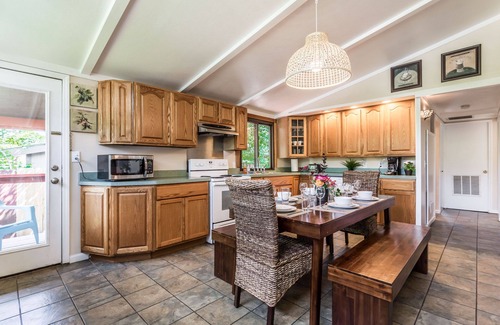 Lenexa House | Wonders of the World