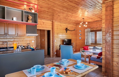 Kfardebian Villa | Wood and Stone Chalet