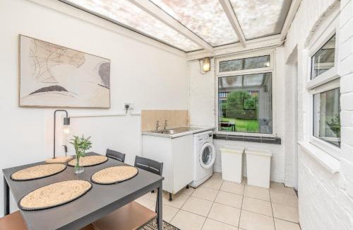 Kettering House | Wood House by Holmesdale Homes