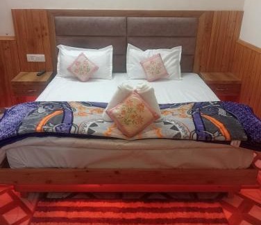 Dalhousie House | Wood valley homestay