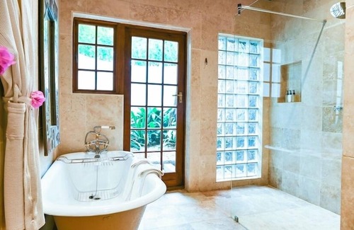 Addo Cabin | Woodall Country House & Spa