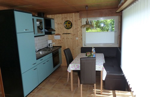 Veckerhagen House | Wooden bungalow in the Reinhardswald nature park with 1,000 m² of land - near Kassel