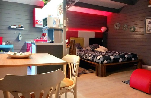 Telde Ski Chalet | Wooden chalet perfect for couples,jacuzzi,top details and amenities