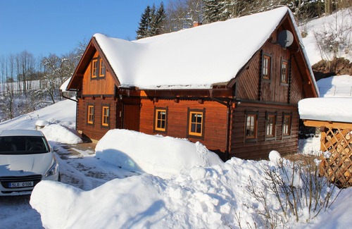Mirova pod Kozakovem House | Wooden house in Bohemian Paradise