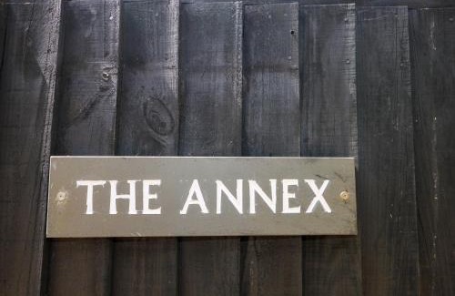 Fontwell House | Woodend Annexe