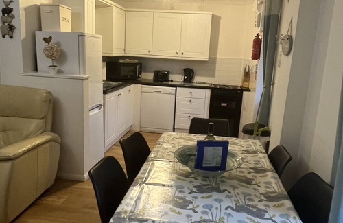 Henfield Cottage | Woodhouse Holiday Cottages, Fir Cottage