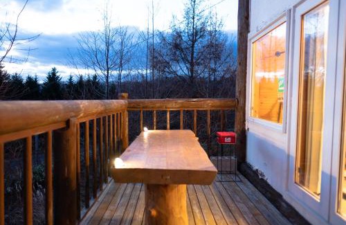 Toya Ski Chalet | Woodhouse Yasunaya