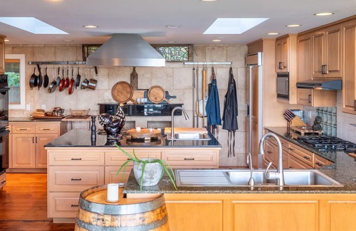 Redmond House | Woodinville Wine Country Tuscan/Chateau Style Home w/Winery. Wines by appt.