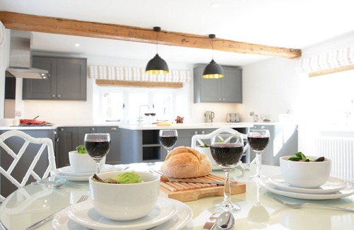 Saxmundham Cottage | Woodland Cottage, Great Glemham