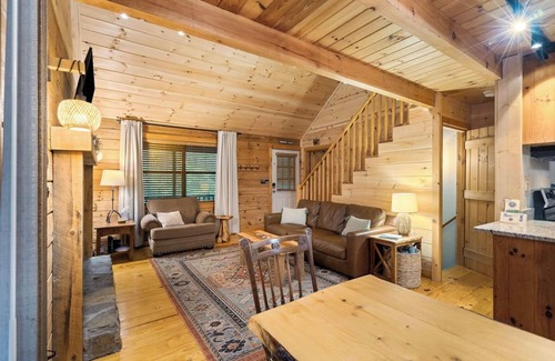 Blairsville Cabin | Woodland Dreams - Hot Tub, Game Room and Creek Access