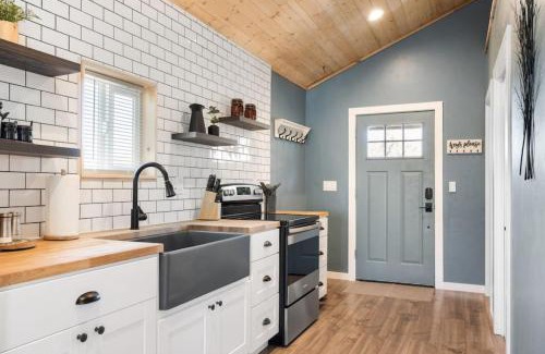 Alton House | Woodland View by Jerny Destinations